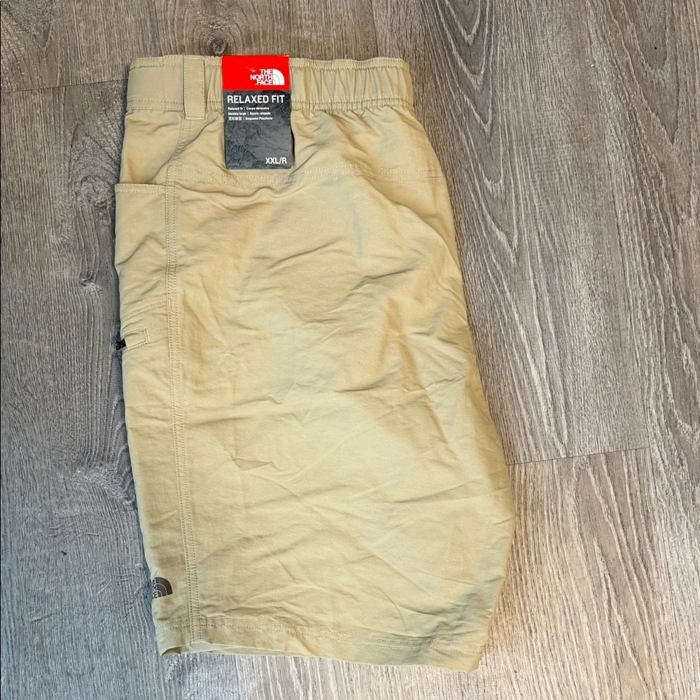 The North Face Paramount Trail Hiking Shorts Dune Beige XXL NWT